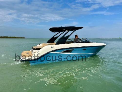 Sea Ray 230 SLX Spesifikasjoner og anmeldelser